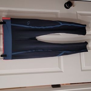 Women's Kari Traa running capris size Medium